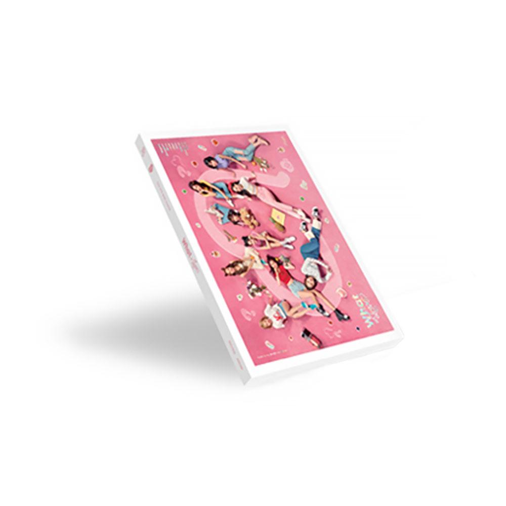 TWICE – ALBUM WHAT IS LOVE?